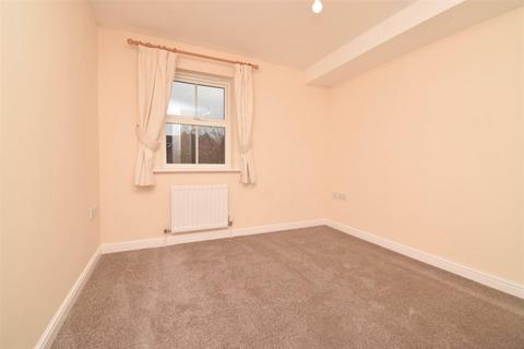 2 bedroom flat for sale, Augustine Court,, Salisbury SP2