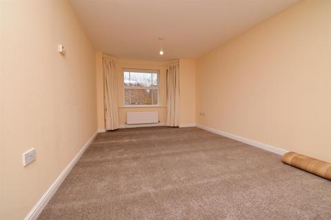 2 bedroom flat for sale, Augustine Court,, Salisbury SP2