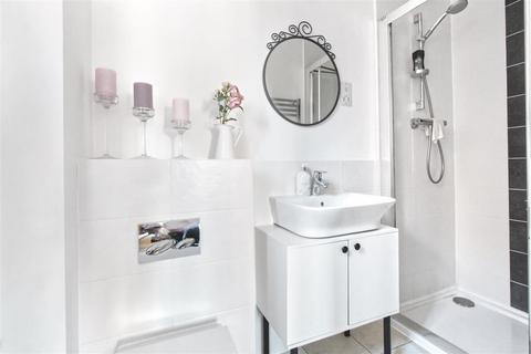 29 Hastings Avenue, Cheshunt, Waltham Cross, EN7 6DY