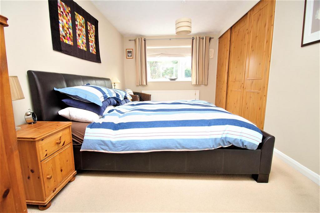 Bed 1 1.jpg