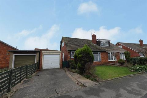 3 bedroom semi-detached bungalow for sale, Compass Road, Hull