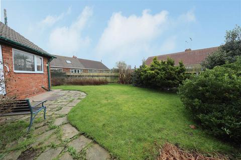 3 bedroom semi-detached bungalow for sale, Compass Road, Hull