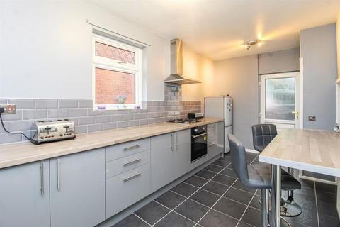 3 bedroom semi-detached house for sale, Magdalene Road, Wakefield WF2