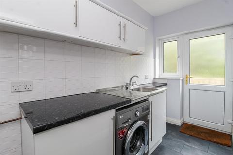 5 Broad Cut Road, Calder Grove, Wakefield, WF4 3DR