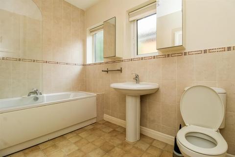 5 Broad Cut Road, Calder Grove, Wakefield, WF4 3DR