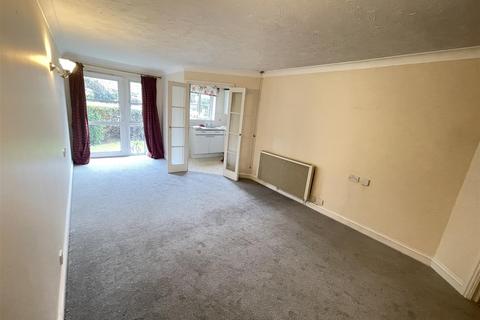 1 bedroom retirement property for sale, Archers Court, Salisbury SP1