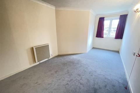 1 bedroom retirement property for sale, Archers Court, Salisbury SP1