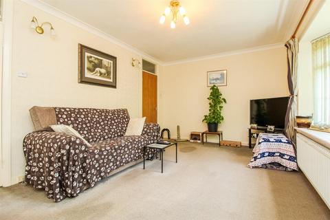 8 Bede Court, Wakefield, WF1 3RW