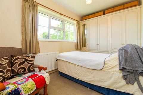 8 Bede Court, Wakefield, WF1 3RW