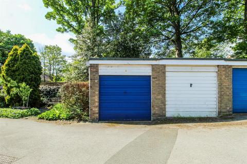 8 Bede Court, Wakefield, WF1 3RW