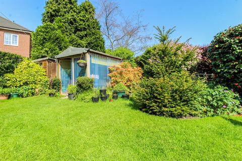8 Bede Court, Wakefield, WF1 3RW