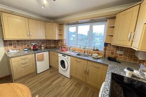 9 Greenlands Close, Durrington, Salisbury, SP4 8EW