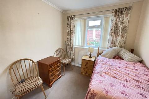 9 Greenlands Close, Durrington, Salisbury, SP4 8EW