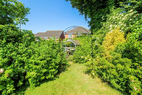 12 Coleridge Crescent, Wrenthorpe, Wakefield, WF2 0LZ