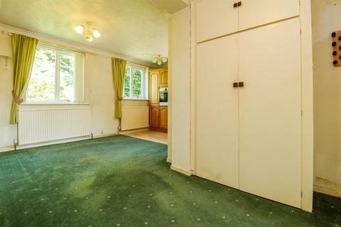 12 Coleridge Crescent, Wrenthorpe, Wakefield, WF2 0LZ