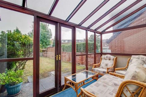 9 Oakland Road, Wakefield, WF1 5LZ