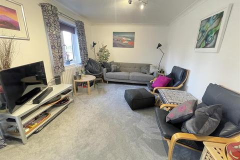 3 The Limes, Porton, Salisbury, SP4 0LT