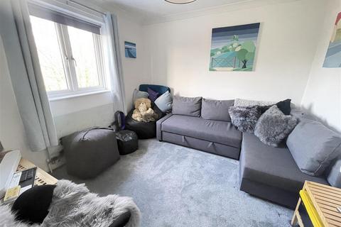 3 The Limes, Porton, Salisbury, SP4 0LT