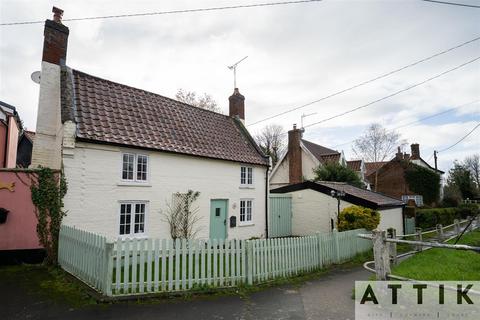 3 bedroom cottage for sale, The Street, Holton, Halesworth