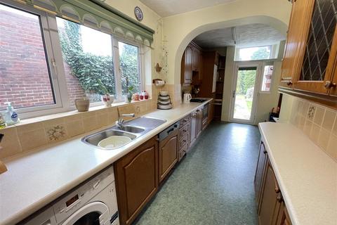 3 bedroom detached house for sale, Devizes Road, Salisbury SP2