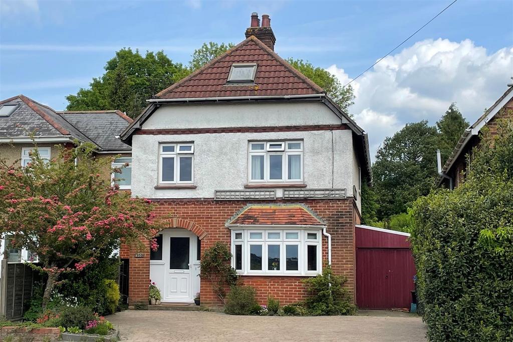 Castle Road, Salisbury SP1 5 bed detached house for sale £585,000