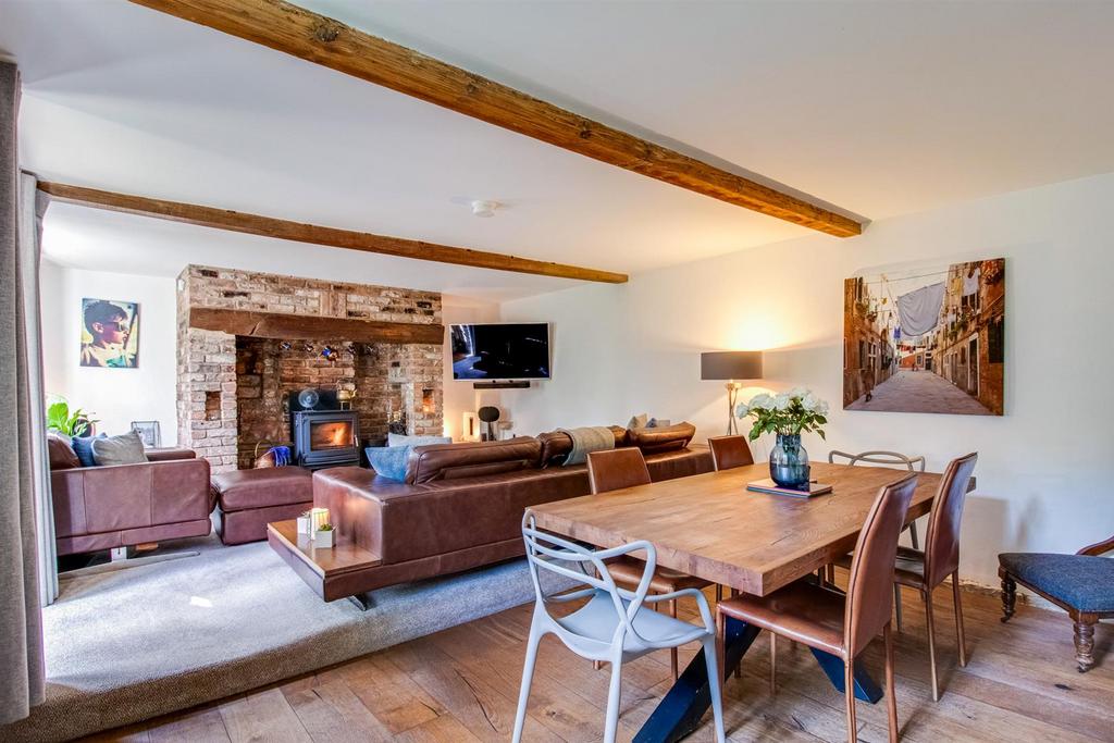 Lounge dining room