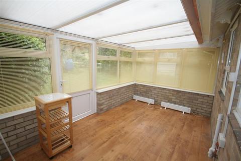 9 Spracklands, Dinton, Salisbury, SP3 5DY