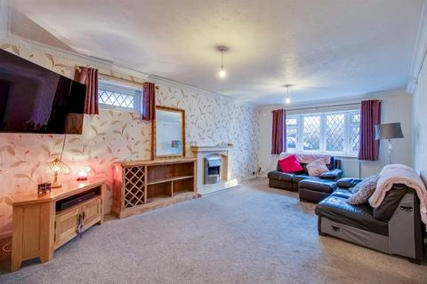3 bedroom detached bungalow for sale, Barleyfield Close, Wakefield WF1