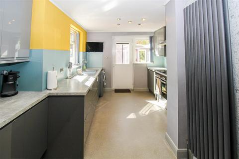 58 Doncaster Road, Wakefield, WF1 5DP