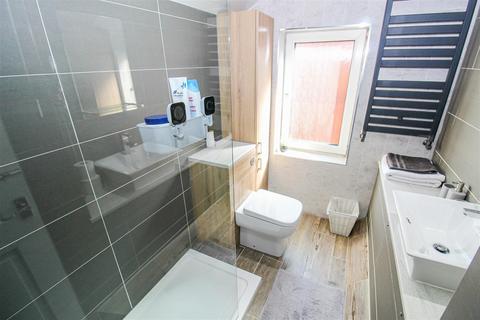 58 Doncaster Road, Wakefield, WF1 5DP