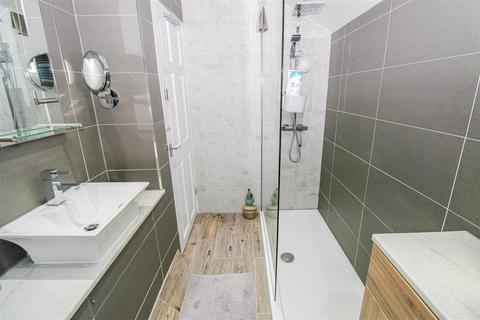 58 Doncaster Road, Wakefield, WF1 5DP
