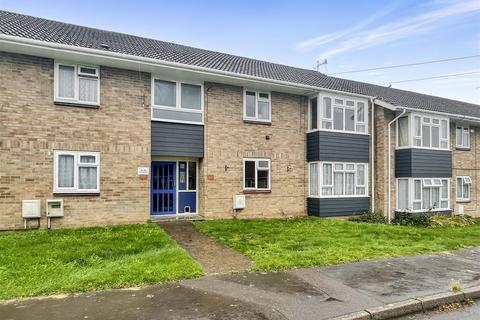 18 Horse Barrow, Winterbourne Gunner, Salisbury, SP4 6ND