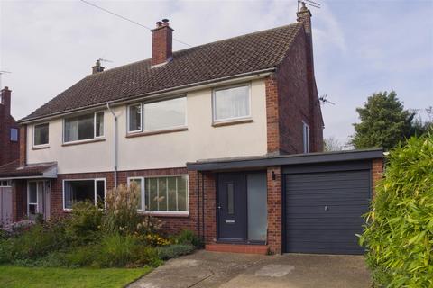 3 bedroom semi-detached house for sale, Walpole Road, Halesworth