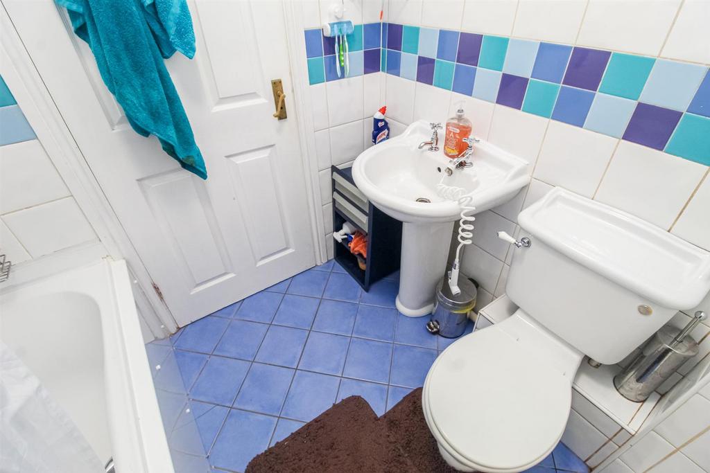 Bathroom/w.c.