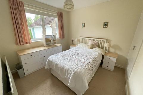 28 Winterslow Road, Porton, Salisbury, SP4 0LR