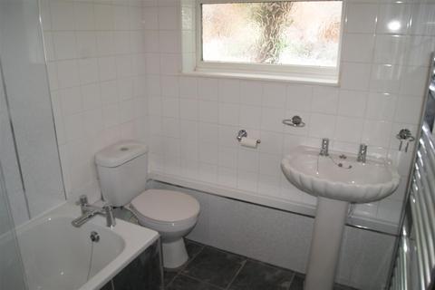 1 bedroom flat for sale, Dunbar Street, Wakefield WF1