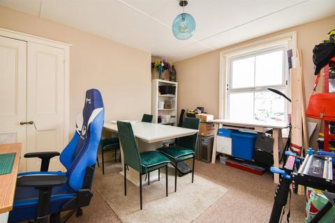 2 bedroom flat for sale, St. Marys Road, Hastings
