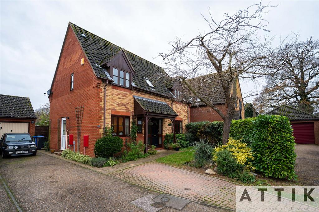 All Saints Green, Worlingham, Beccles 5 bed detached house for sale £