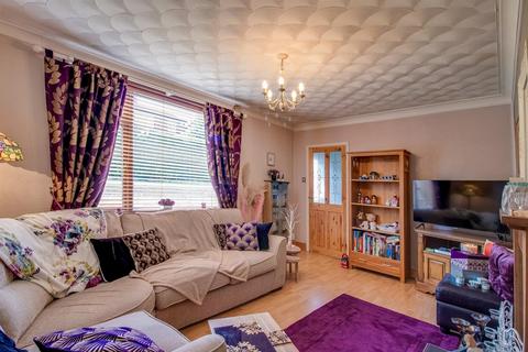 3 bedroom semi-detached house for sale, Barden Road, Wakefield WF1