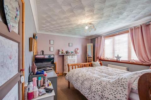 86 Barden Road, Wakefield, WF1 4HR