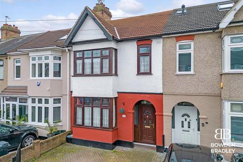 39 Clinton Crescent, Ilford, IG6 3AH
