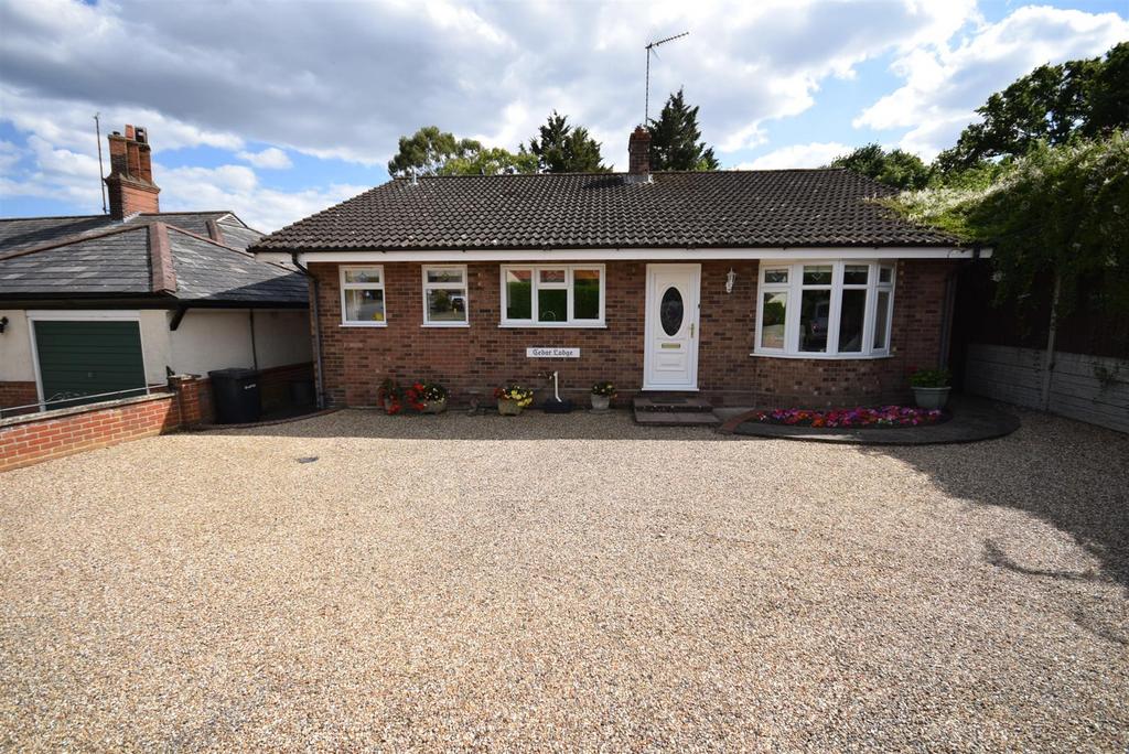 Holton Road, Halesworth 3 bed detached bungalow for sale £375,000
