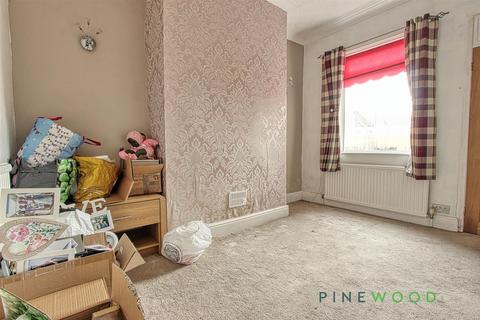 2 bedroom end of terrace house for sale, Mill Street, Chesterfield S43