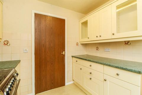 2 bedroom flat for sale, Sandal Hall Mews, Wakefield WF2