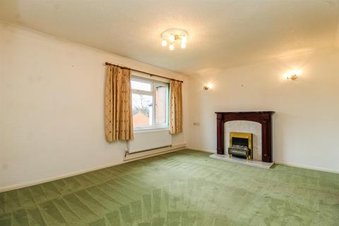 2 bedroom flat for sale, Sandal Hall Mews, Wakefield WF2