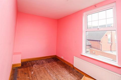 3 Stanhope Grove, Thorpe, Wakefield, WF3 3DW