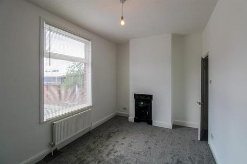 1 Abbott Terrace, Wakefield, WF1 5PU