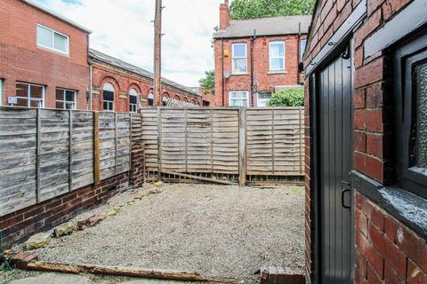 1 Abbott Terrace, Wakefield, WF1 5PU