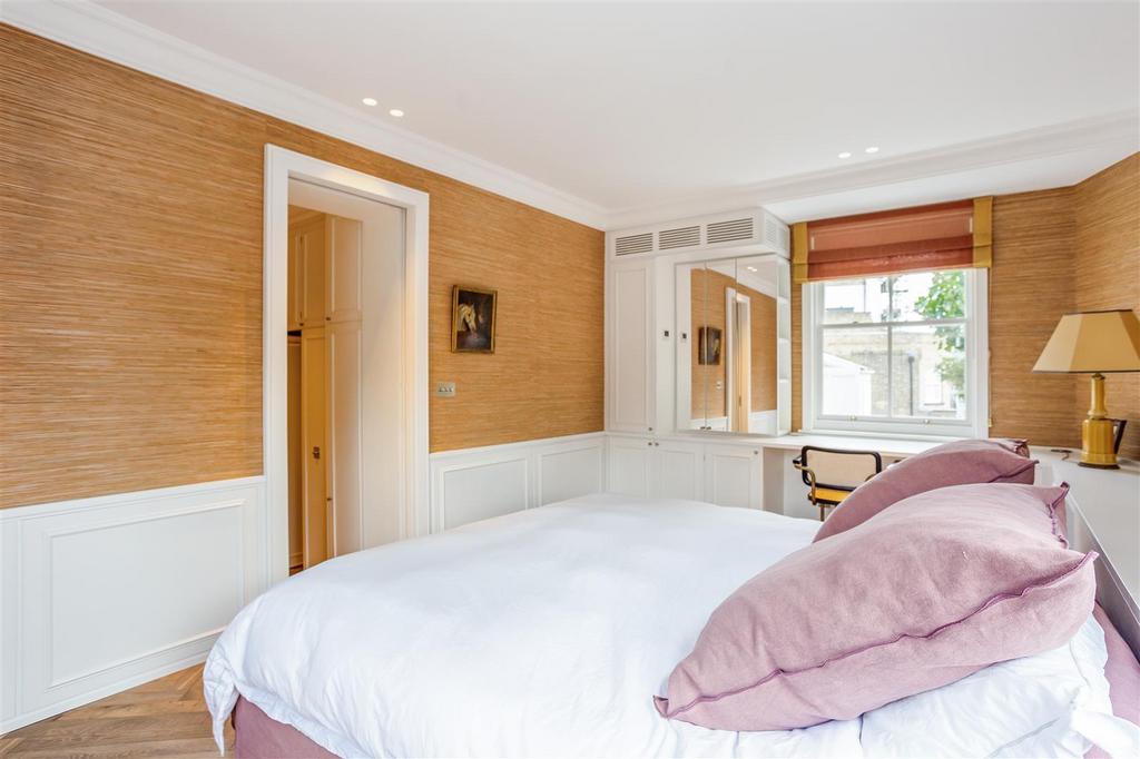 Flat 4, 12 Lennox Gardens London  (33).jpg