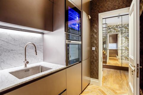 2 bedroom apartment to rent, Lennox Gardens, Knightsbridge, SW1X
